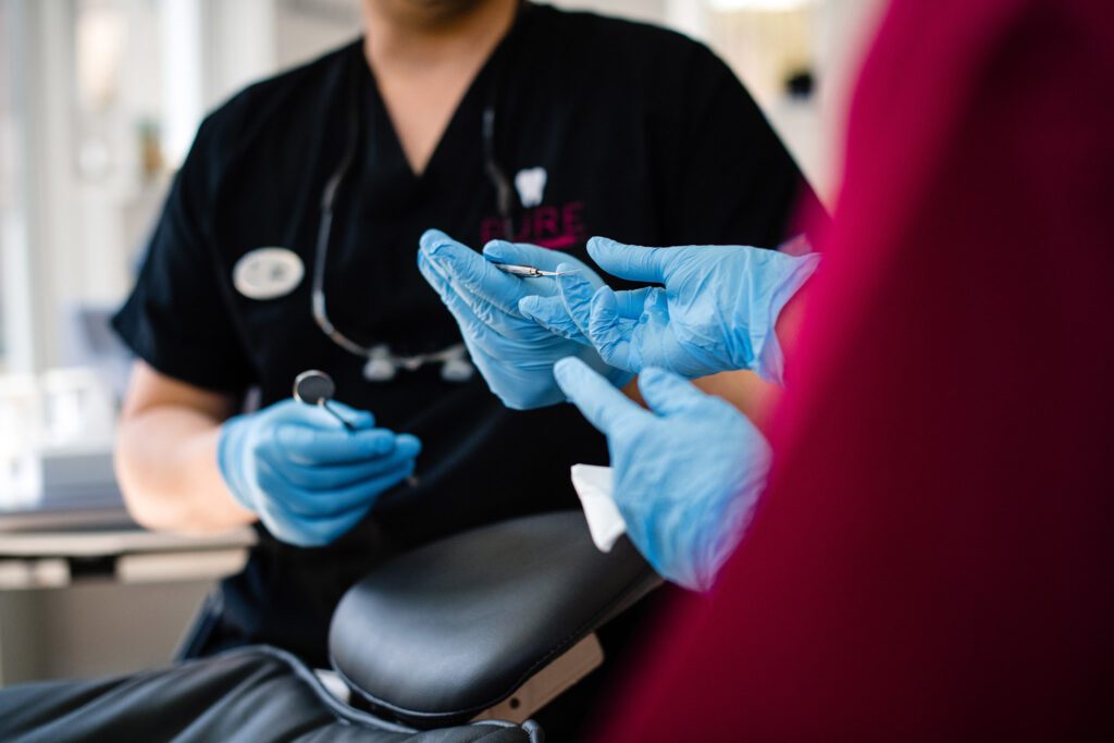Pure Dental Handling Dentistry Instruments