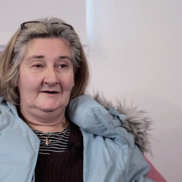 Pure Dental Dream Smile Julie Thumb